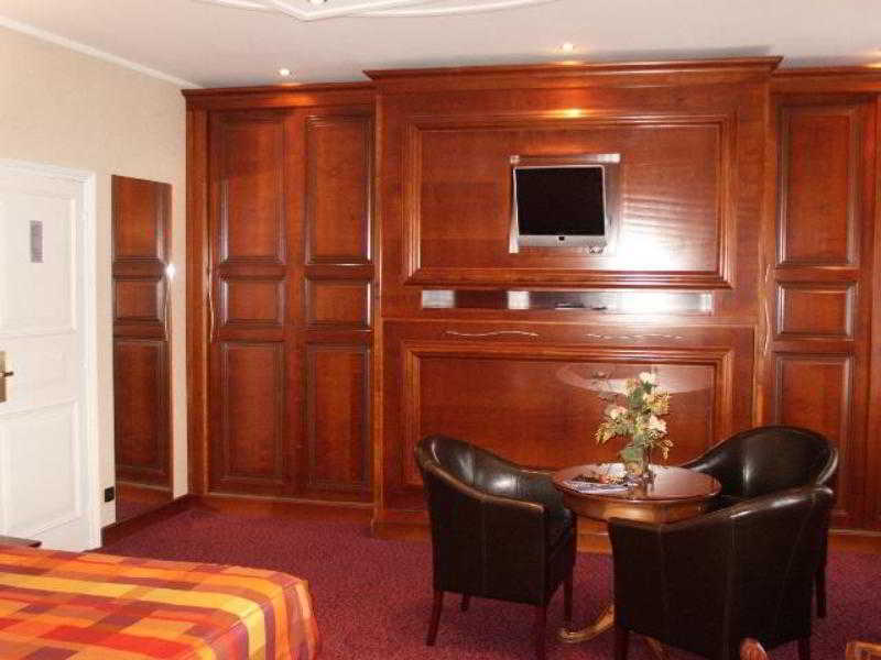 Logis Hotel Borel Δουνκέρκη Εξωτερικό φωτογραφία